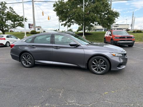 Used 2021 Honda Accord EX-L image 31