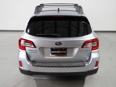 Used 2016 Subaru Outback 2.5i Premium image 7