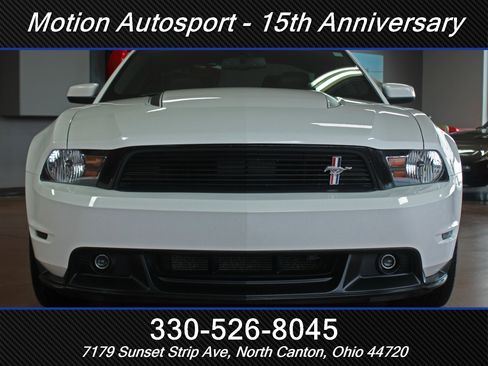 Used 2011 Ford Mustang GT Premium w/ Electronics Pkg image 3