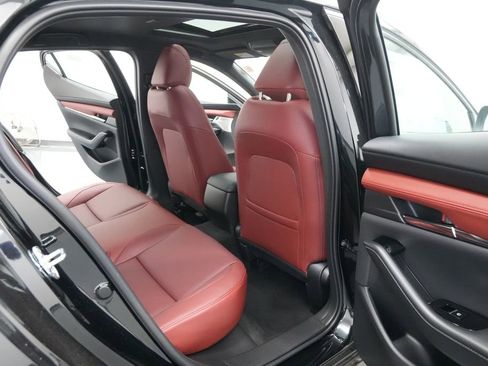 New 2026 MAZDA MAZDA3 Hatchback w/Premium Plus Pkg AWD/4WD image 27