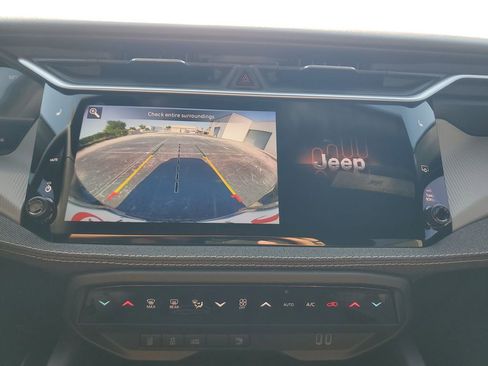 New 2026 Jeep Cherokee Laredo AWD/4WD image 18