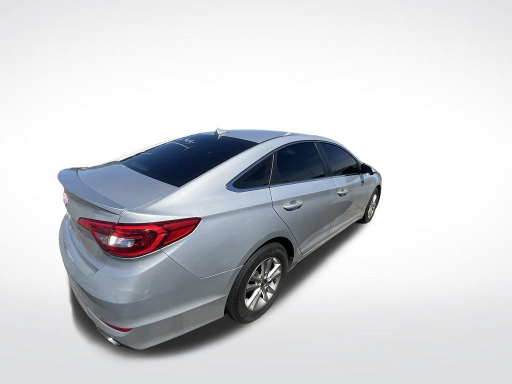 Used 2017 Hyundai Sonata SE FWD image 12