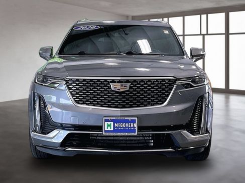 Used 2020 Cadillac XT6 Premium Luxury AWD/4WD image 2