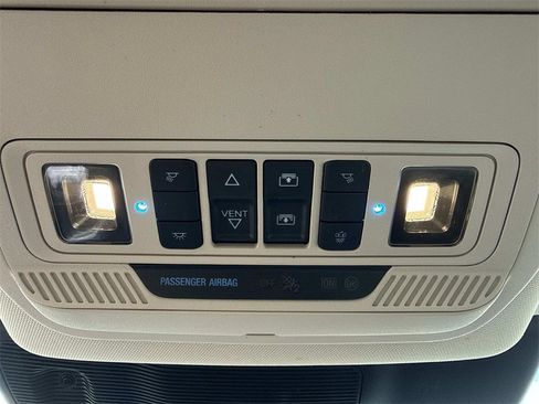 Used 2022 Ford Explorer Limited w/ Equipment Group 301A image 23