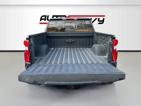 Used 2022 Chevrolet Silverado 1500 RST w/ Convenience Package II AWD/4WD image 29