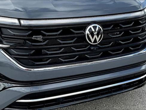New 2026 Volkswagen Atlas Cross Sport SEL Premium R-Line AWD/4WD image 11