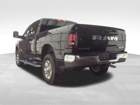 Used 2025 RAM 2500 Big Horn AWD/4WD image 7