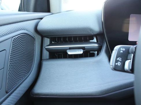 New 2026 Audi Q3 quattro 2.0T AWD/4WD image 10