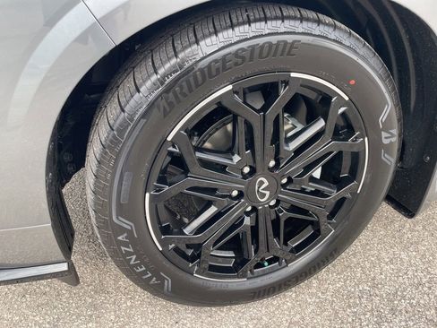 New 2026 INFINITI QX80 4WD w/ Sport Exterior Package image 9