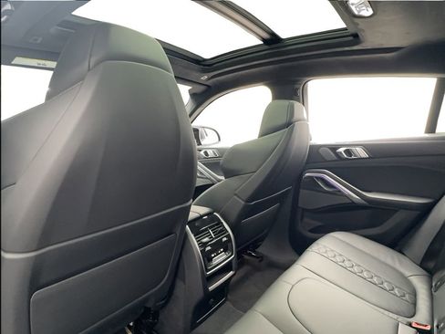 Used 2023 BMW X6 M AWD/4WD image 24