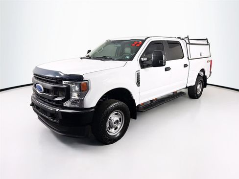 Used 2022 Ford F350 XL w/ Power Equipment Group AWD/4WD image 3