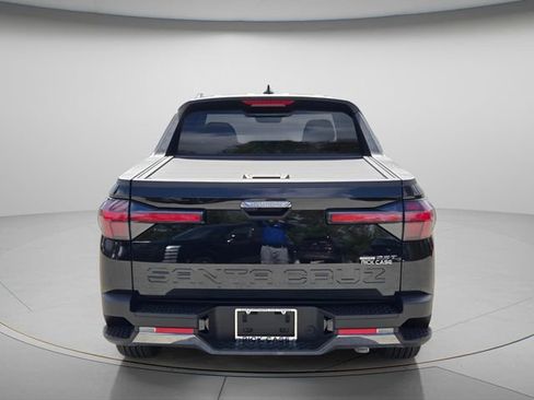 New 2025 Hyundai Santa Cruz Limited AWD/4WD image 4