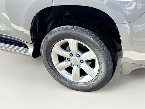 Used 2010 Lexus GX 460 image 33