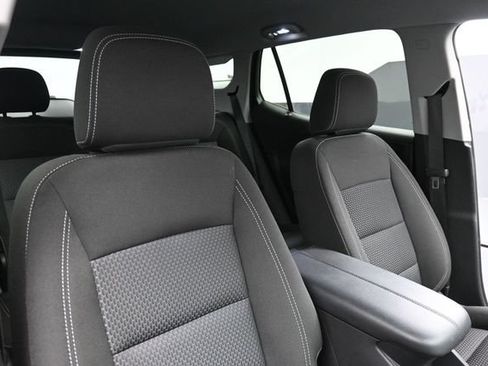 Used 2023 GMC Terrain SLE w/ Driver Convenience Package FWD image 28