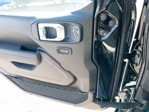 New 2025 Jeep Wrangler Unlimited Sport AWD/4WD image 24