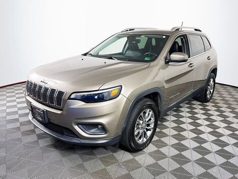 Used 2021 Jeep Cherokee Latitude Lux AWD/4WD image 3