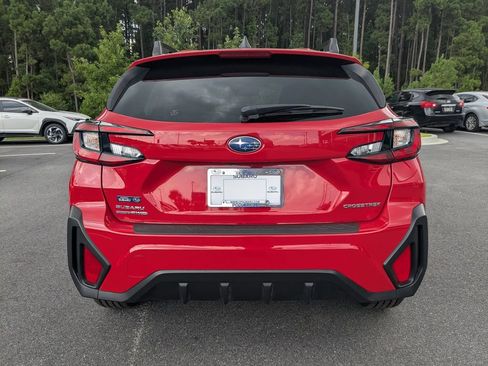 Used 2024 Subaru Crosstrek 2.0i Premium w/ Crosstrek Mirror Package AWD/4WD image 5