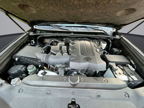 Used 2024 Toyota 4Runner SR5 RWD image 32