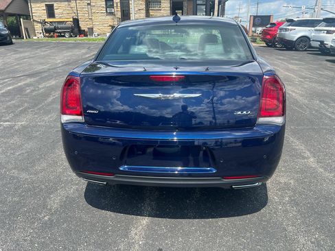 Used 2015 Chrysler 300 S w/ 300S Premium Group AWD/4WD image 6