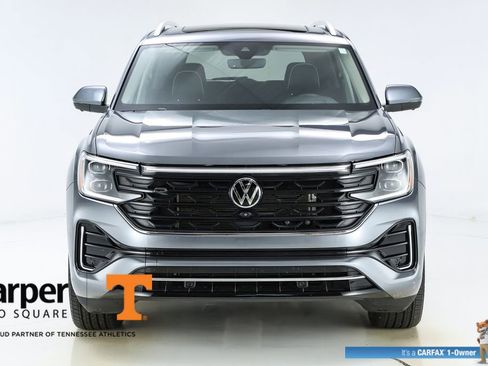 Used 2024 Volkswagen Atlas SEL Premium R-Line AWD/4WD image 16