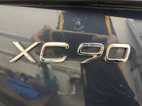 Certified 2026 Volvo XC90 B6 Ultra AWD/4WD image 32