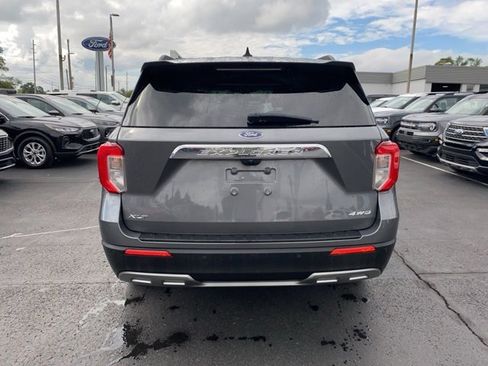 Used 2023 Ford Explorer XLT w/ Equipment Group 202A image 6