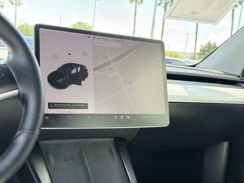 Used 2021 Tesla Model Y Performance image 11