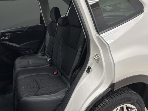 Used 2022 Subaru Forester Premium AWD/4WD image 24