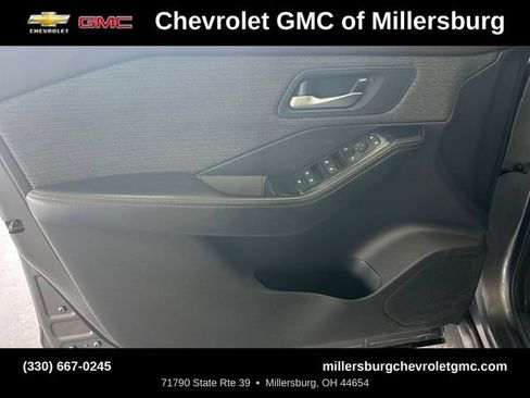 Used 2023 Nissan Rogue SV AWD/4WD image 17