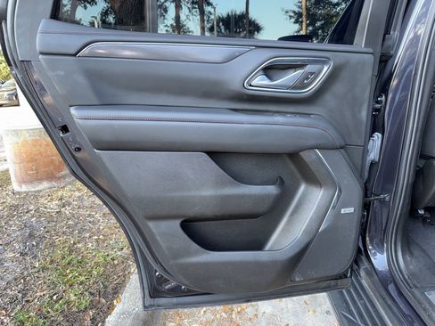 Used 2022 Chevrolet Tahoe RST w/ Luxury Package image 24