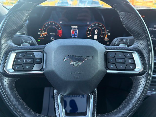 Used 2025 Ford Mustang GT Premium RWD image 17