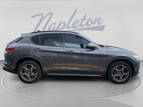 Used 2022 Alfa Romeo Stelvio Ti w/ Active Assist Plus Package AWD/4WD image 9