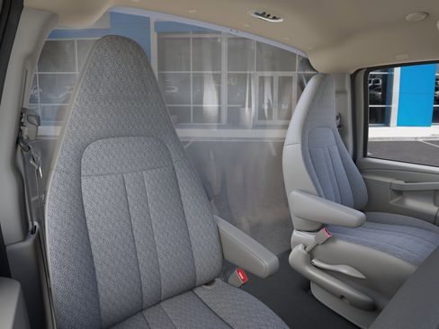 New 2025 Chevrolet Express 3500 w/ Power Convenience Package image 18