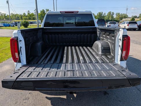 New 2026 GMC Sierra 1500 SLT w/ SLT Premium Plus Package AWD/4WD image 10