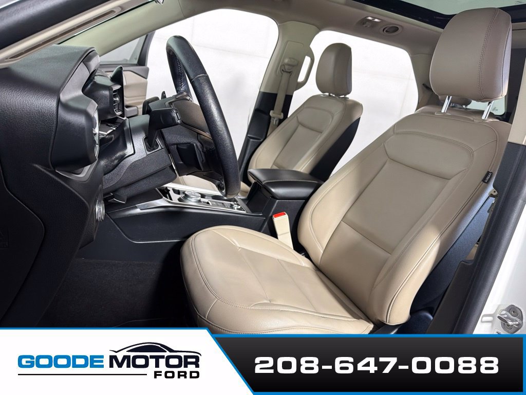 Used 2020 Ford Explorer XLT w/ Equipment Group 202A AWD/4WD image 10