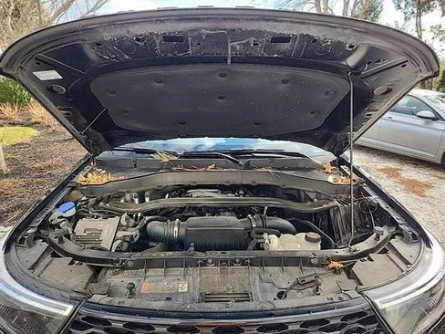 Used 2022 Ford Explorer ST w/ Equipment Group 401A image 4