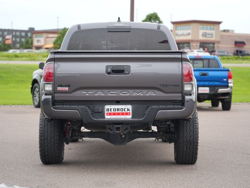Used 2021 Toyota Tacoma TRD Pro AWD/4WD image 4