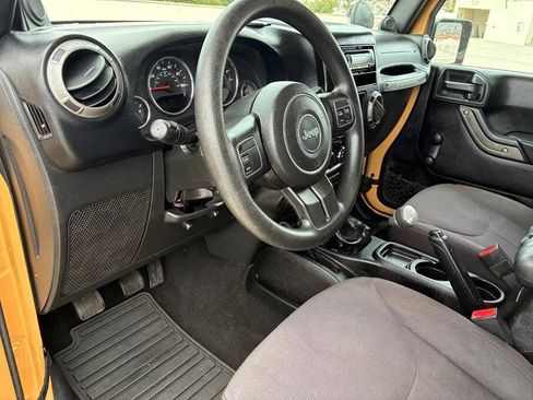 Used 2013 Jeep Wrangler Sport AWD/4WD image 22