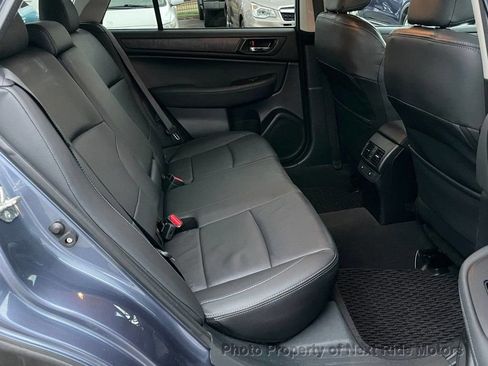 Used 2016 Subaru Outback 3.6R Limited image 12