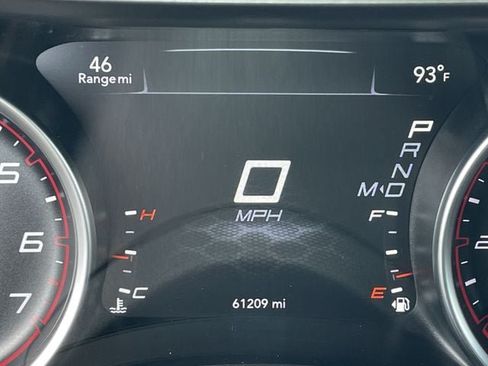 Used 2022 Dodge Charger SXT RWD image 14