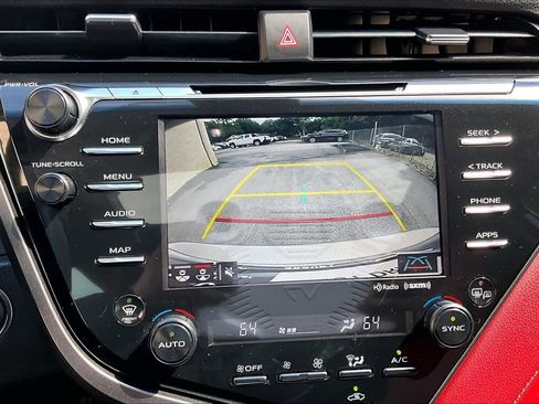 Used 2019 Toyota Camry XSE FWD image 27
