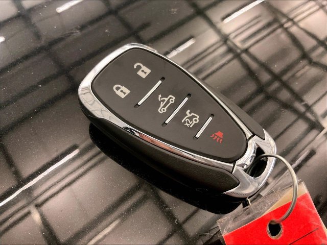 Used 2017 Chevrolet Camaro LT RWD image 10