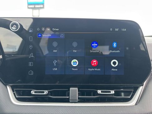 Used 2025 Chevrolet Equinox LT image 37