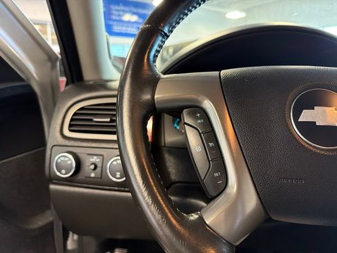 Used 2013 Chevrolet Suburban LT w/ Luxury Package AWD/4WD image 16