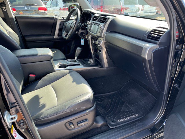Used 2015 Toyota 4Runner SR5 Premium AWD/4WD image 20