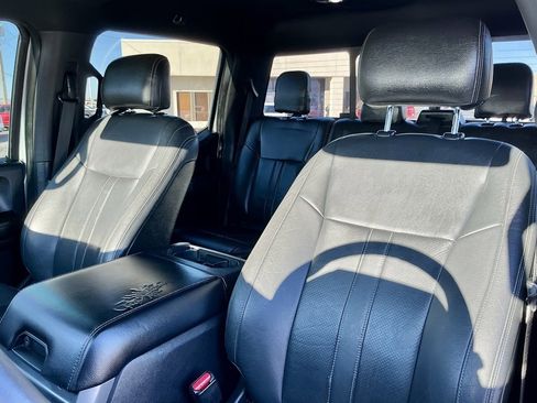 Used 2017 Ford F150 XLT w/ Equipment Group 302A Luxury image 38