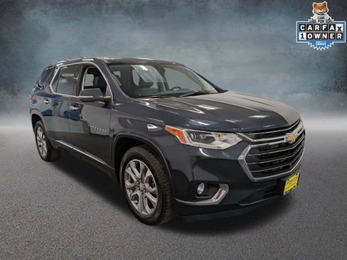 Used 2021 Chevrolet Traverse Premier w/ LPO, Floor Liner Package AWD/4WD image 3