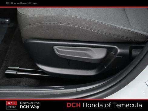 Used 2025 Kia K4 LXS image 17