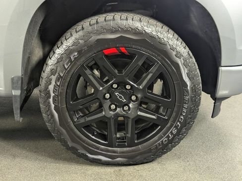 Used 2024 Chevrolet Silverado 1500 RST w/ Redline Edition AWD/4WD image 13