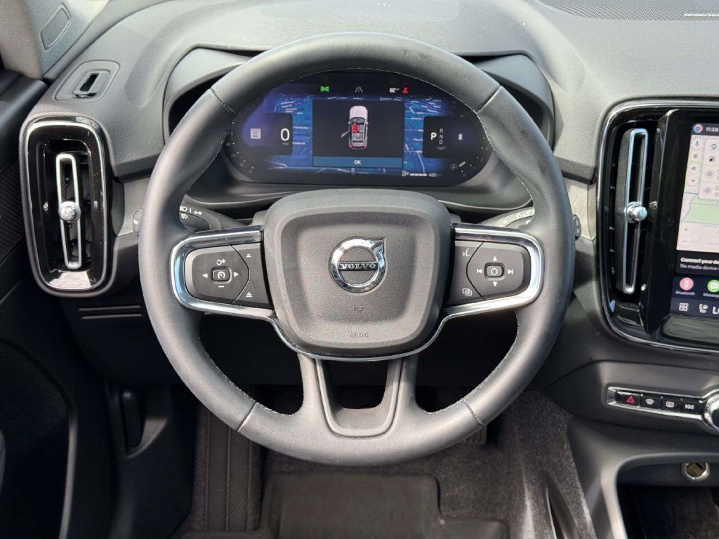 Used 2026 Volvo XC40 B5 Plus w/ Protection Package Premier AWD/4WD image 12